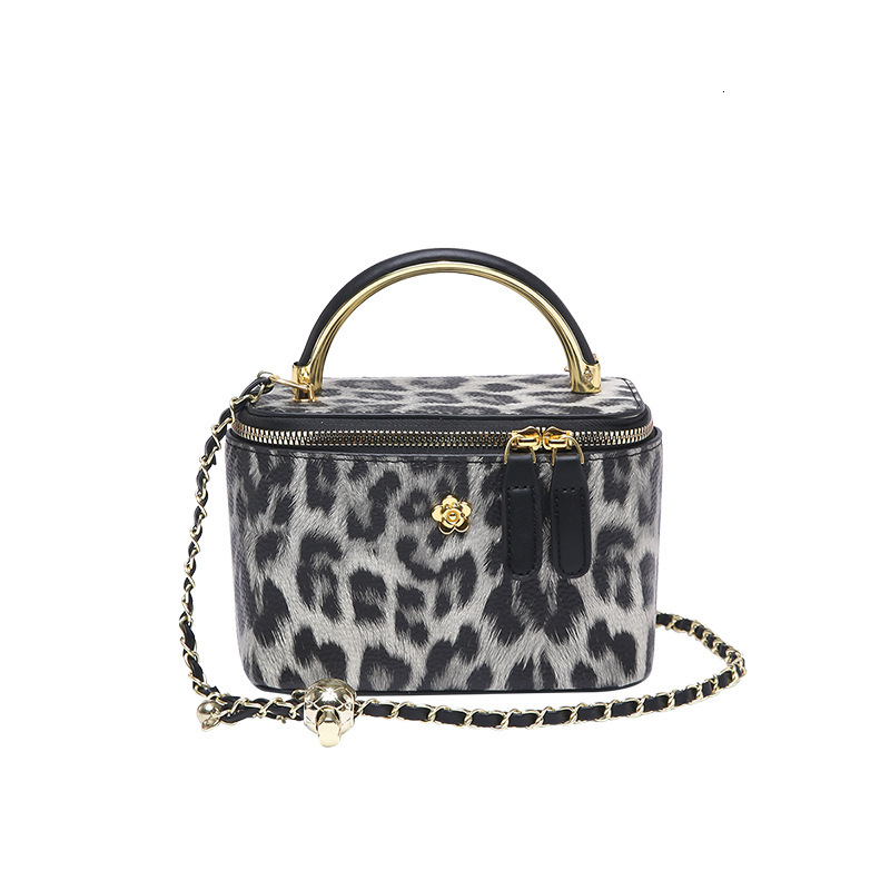 Luxury Brand Designer Bag Versatile Mini Bucket Crossbody Women's 2025 Spring New Leopard Print Box Bag, Fashionable Single Shoulder Chain Bag