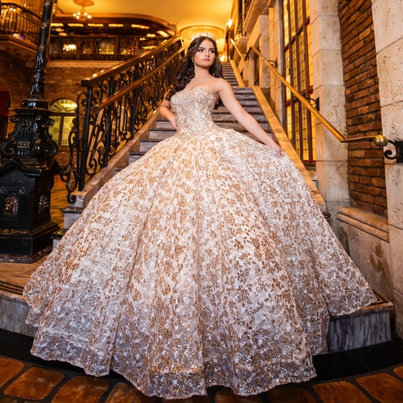 Champagne Gold Shiny Quinceanera Dresses Ball Gown Off The Shoulder Applique Lace Beading Crystal Bow Tull Party Birthday Sweet 16 Dress Vestidos 15 A