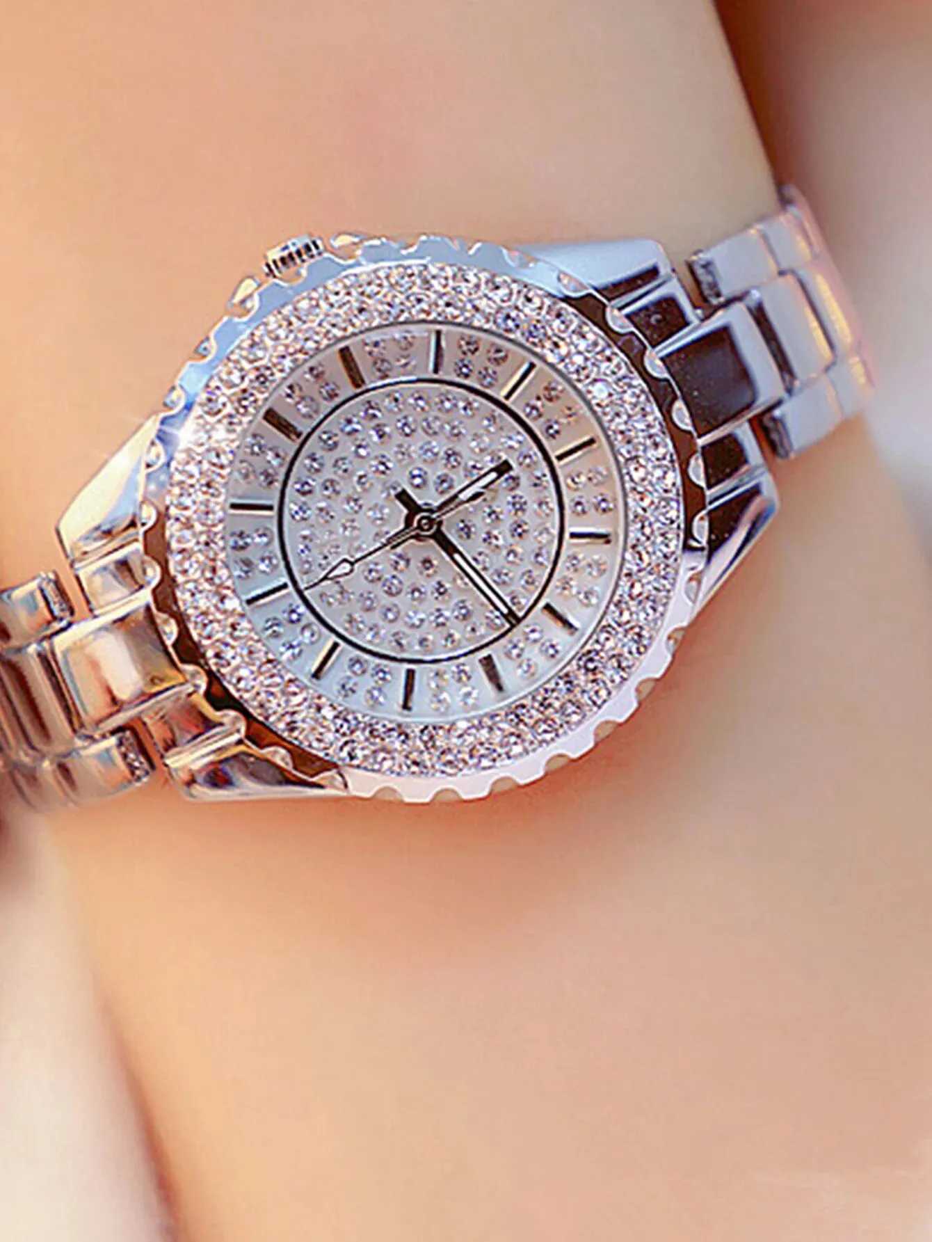 New Women Quartz Steel Belt Bracelet Watch SetXJ250527