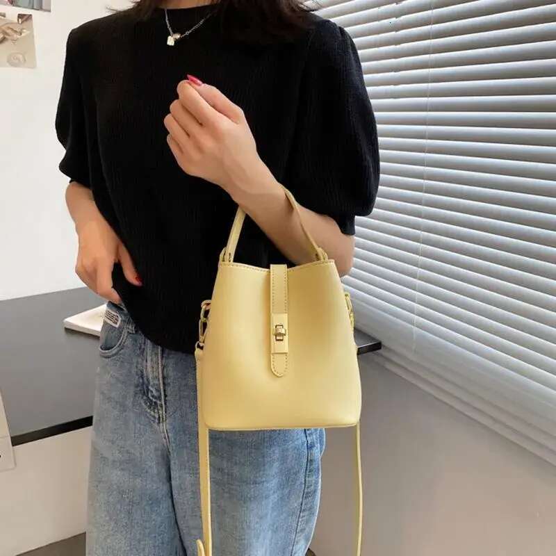 Evening Bags Fashion Small Bucket Bag Ladies Beige Yellow Shoulder Casual Messenger Mini Handbag Solid Color Mobile Phone Party