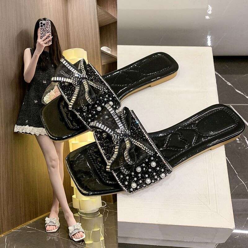 Large Diamond Flat Slippers For Female Designers Summer 2025 New Full Diamond Bow Sandals Light Luxury Pearl Lace Slippers