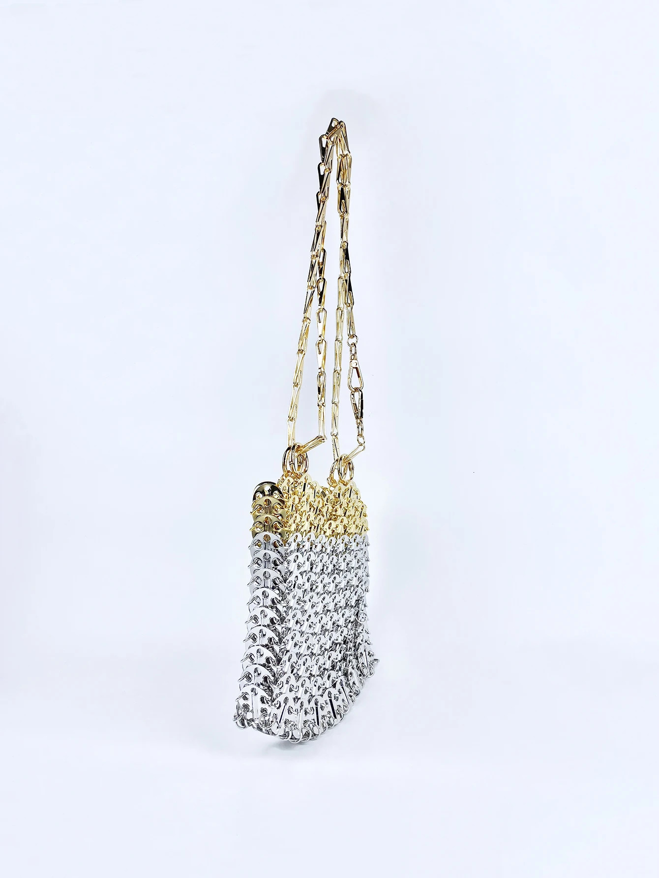 Niche aluminum handmade bag with gold and silver color matching metal chain sequin bag trendy underarm bag 250526