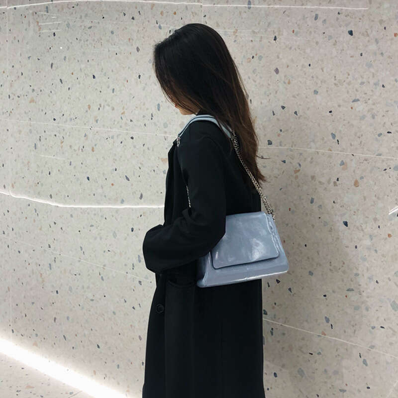 OEM Custom Versatile Crossbody Underarm Shoulder Production Simple Fashion Korean Style Quilted Chain Bag