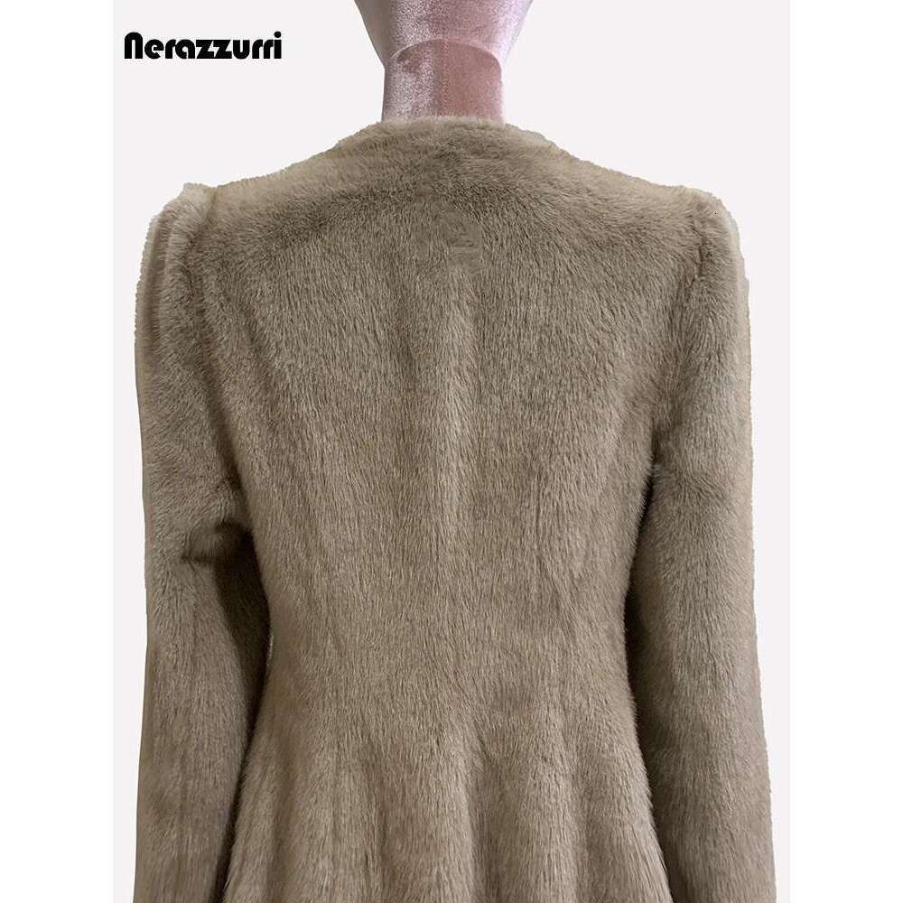Nerazzurri Autumn Winter Elegant Chic Short Fitted Faux Fur Blazer Women Single Button Puff Sleeve Fluffy Jacket 2024