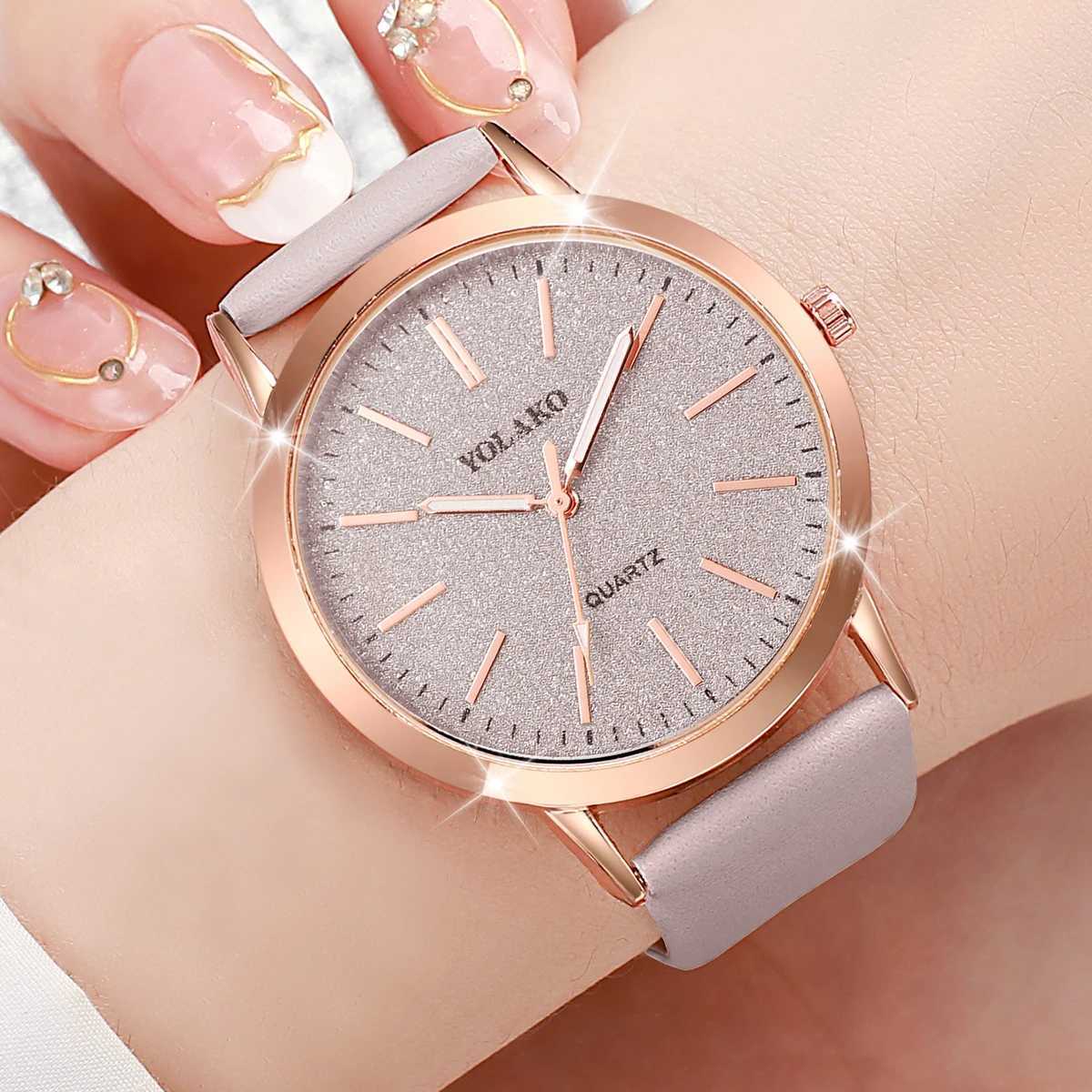 Fashion Matte Dial Womens Quartz Watch Leather Band Ladies Dress Watches XJ250527