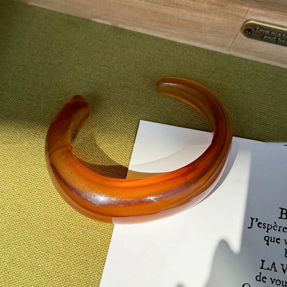 Europe American Style Wide Open Bangle Irregular Acrylic Resin Temperament Fashionable Exaggerated Bracelet Women 250517