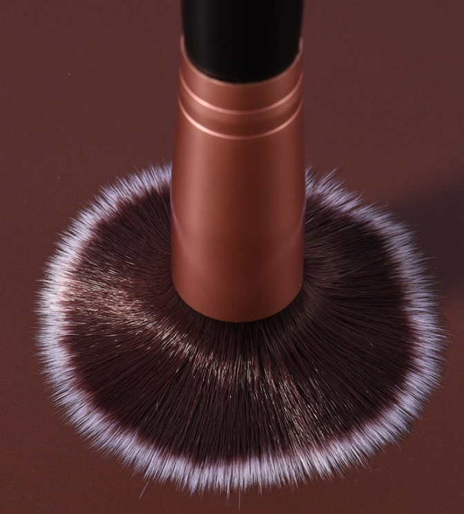 20pcs Makeup Set Professional Foundation Blush Eyeshadow Brush Crease Concealer Eyebrow Powder Blending Dark Bronze Metal Handle Beauty Tools