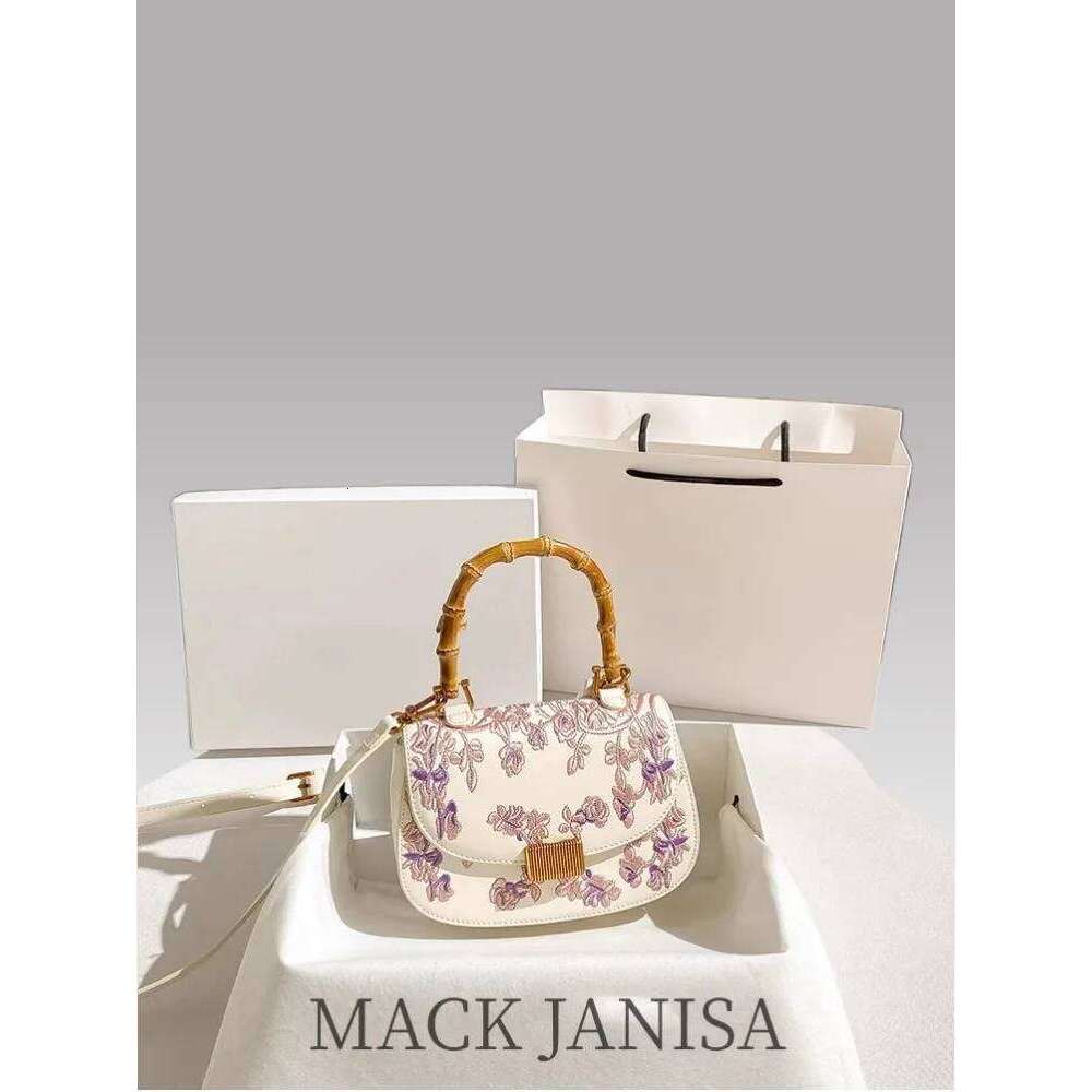 luxury bag New Fashion Chinese Style And Delicate Bamboo Handle Handbag With Beautiful Flower Embroidery Women's Crossbody Bag