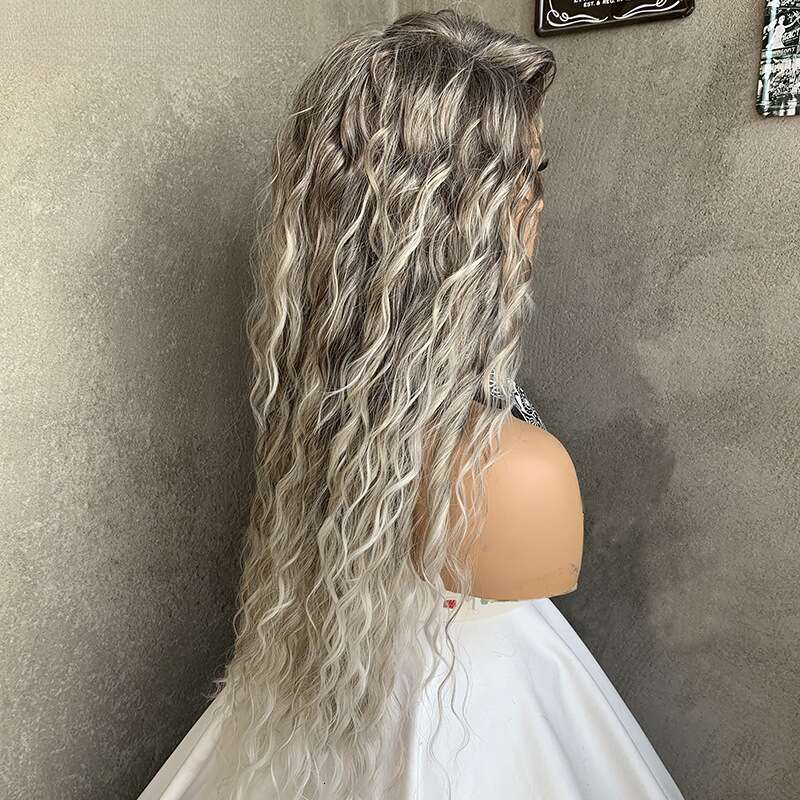 Women's wig New Latin Fashion Long Curly Hair Gradient Gray Natural Fluffy Synthetic Wig Cap 70Cm