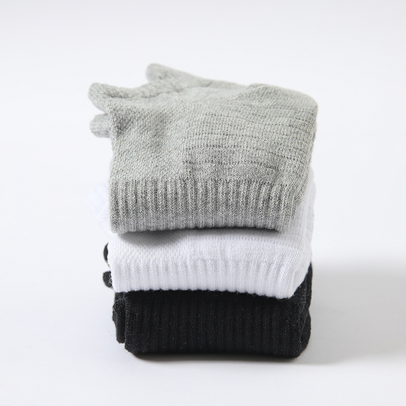 Men's Solid Color Cotton Sports Running Thickened Terry Bottom Mesh Breathable Deodorant Short Tube Socks