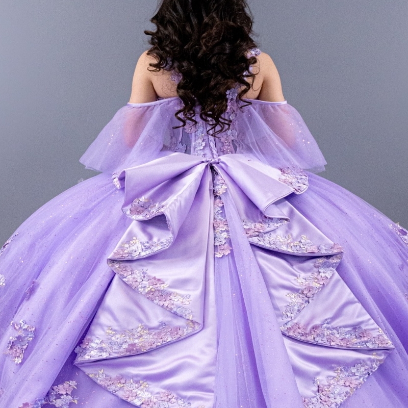 Lavender Shiny Quinceanera Dresses Off Shoulder Ball Gown Sweet 16 Dress Beading Applique Lace Tull Birthday Party Vestidos 15 Anos