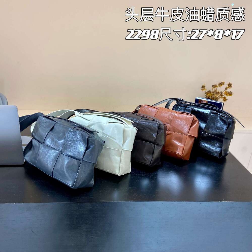 Spring Style High-End Woven Crossbody Bag for Women Versatile Large Capacity Niche Genuine Leather Fashion Handbag