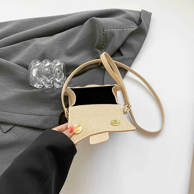 Fashion Solid Color Small Tote Crossbody Bag Stylish Mini Handbag Mobile Phone Coin Purse Adjustable Strap Magnetic Closure Y250528