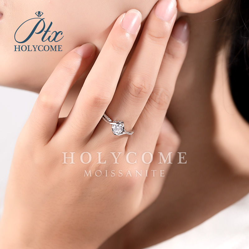 Fashion Women's Ring S925 Sterling Silver 0.5ct D Color VVS Moissanite Diamond 18k Gold Plated Wedding Engagement Angel Micro Pave Ring Factory W