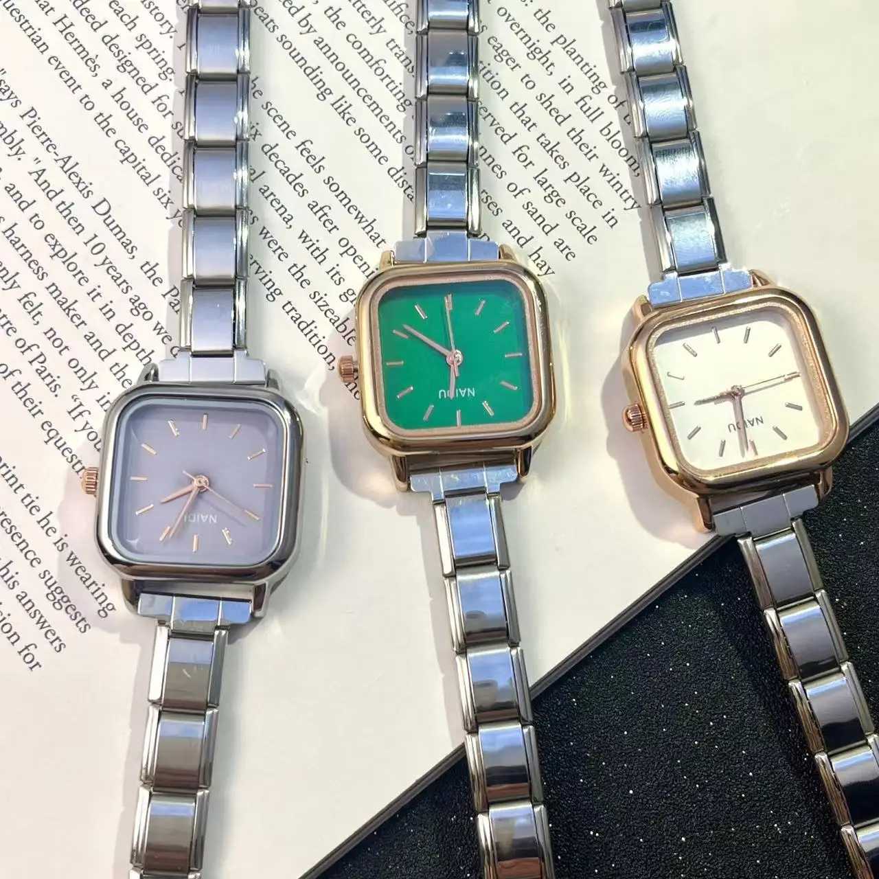 Stylish Silver Square Quartz Watch Chic Minimalist Design Color Stainless Steel Strap Party Birthday Daily Gift XJ250527