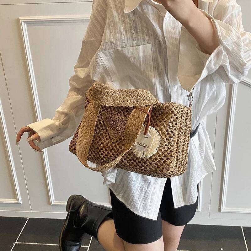 MOODS 2025 Summer Beach Straw Top-Handle Bags For Women Handmade Woven Design Shoulder Crossbody Satchel Bag With Flower Pendant