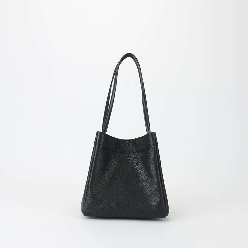 2023 New Small Square Goat Simple Fashion Versatile Handbag Genuine Leather Women's Bag