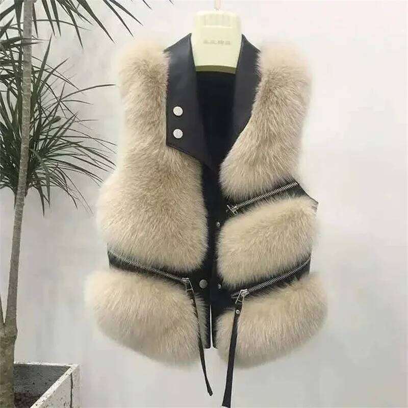 2025 Faux Vest Coat Women's Lapel Sleeveless Buckle Slim PU Leather Outerwear High Street Plush Fur One Piece Jack