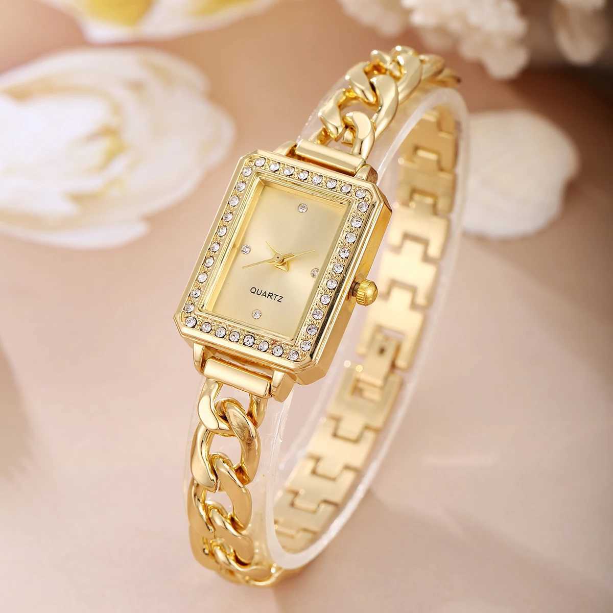 The latest style of womens fashionable minimalist and elegant alloy quartz watchXJ250527