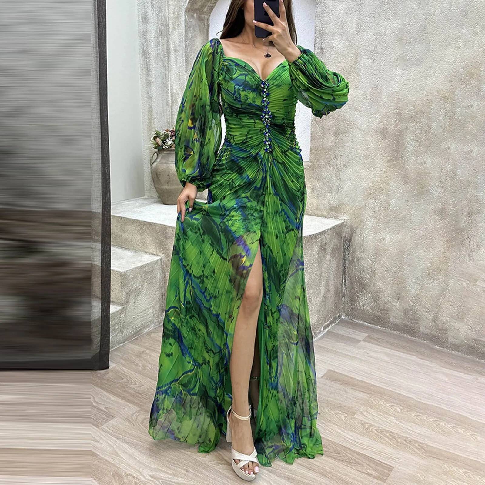 Korean Dongdaemun 2024 Ladies Gathering Pleated Long Sleeved Dressloose Casual Womens Dress