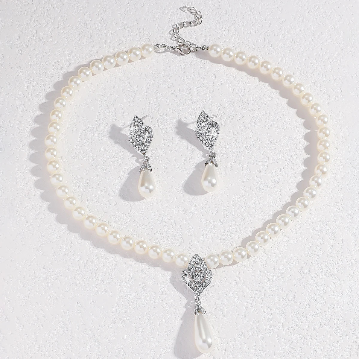 3PC Womens Fashion Trendy Pearl Water Drop Necklace Earrings Jewelry Set Wedding Banquet Party Holiday Gift 250526