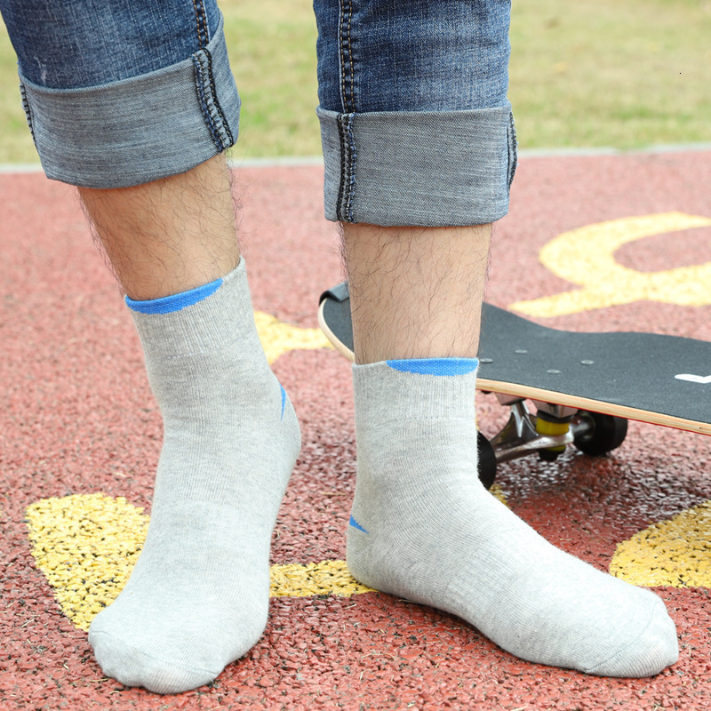 Men's Mid-Calf Solid Color Cotton Autumn Winter All-Season Sports Casual Long Socks