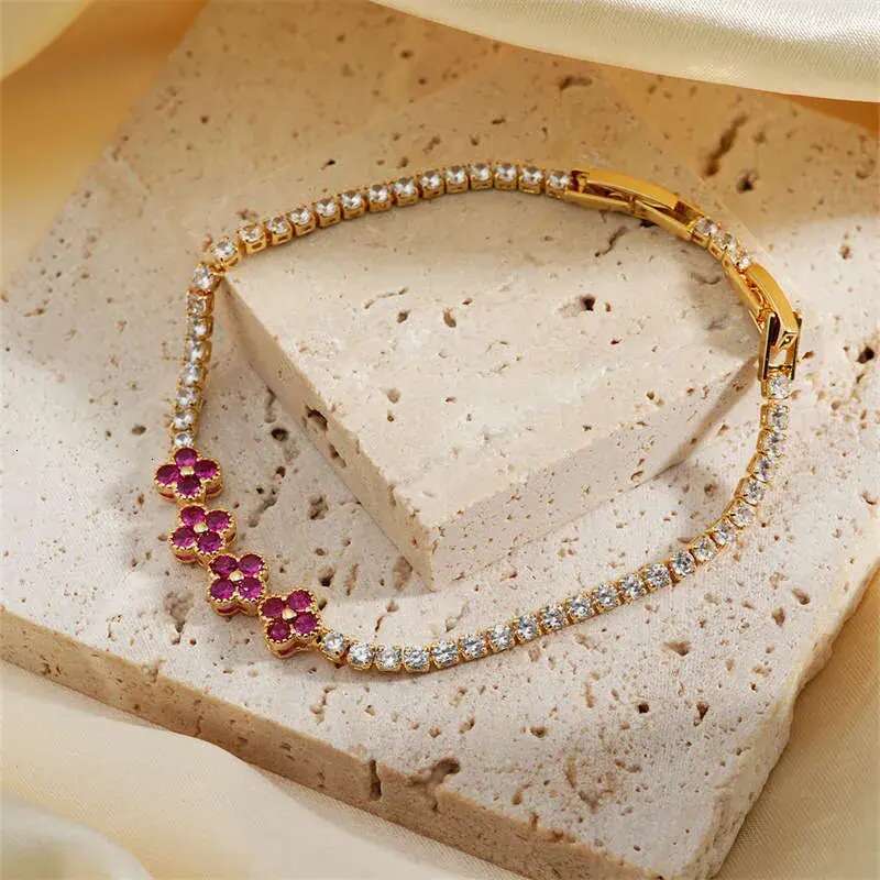 fashion INS personalized zircon bracelet simple lucky flower necklace
