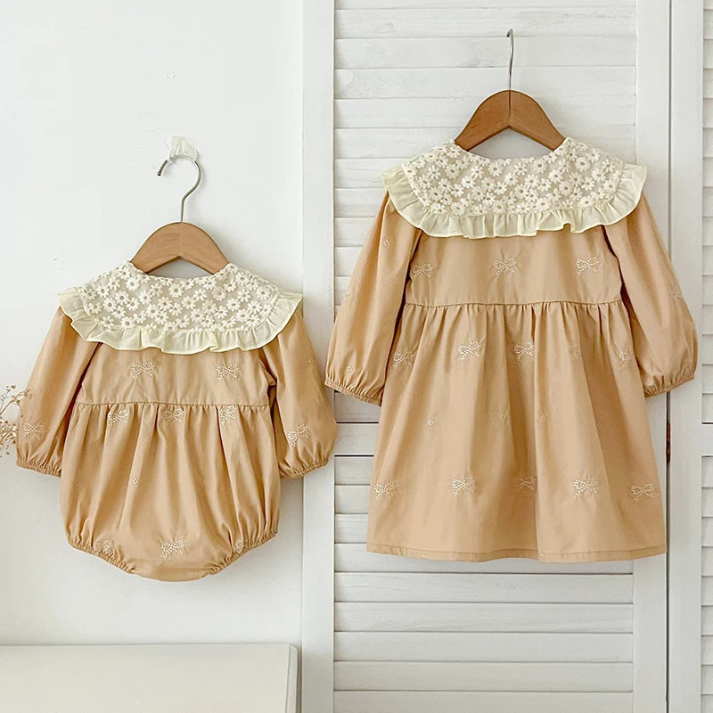 Family Sister Dress Embroidered Bow Outfits born Girls Bodysuits Cotton Lace Collar Infant Baby Jumpsuit Outfits 250528