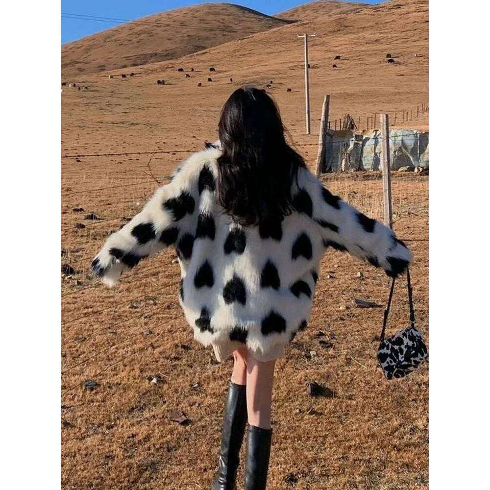 New Top Faux Fur Coat Coats Woman 2024 Outerwears Women's Winter Jacket