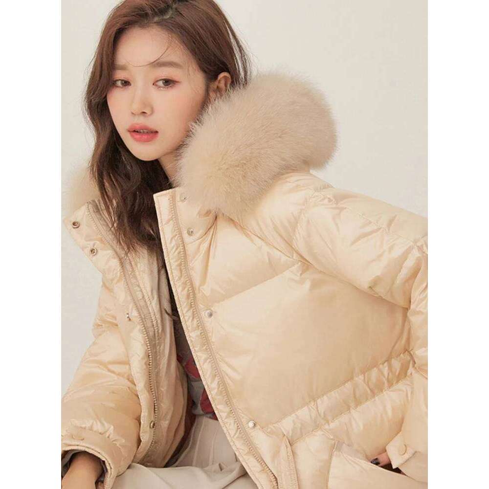 Winter Women's Down Jackets Ultra Light Warm Coat Female Jacket Woman With a Belt Hooded Parka Big Fur Collar Overcoat