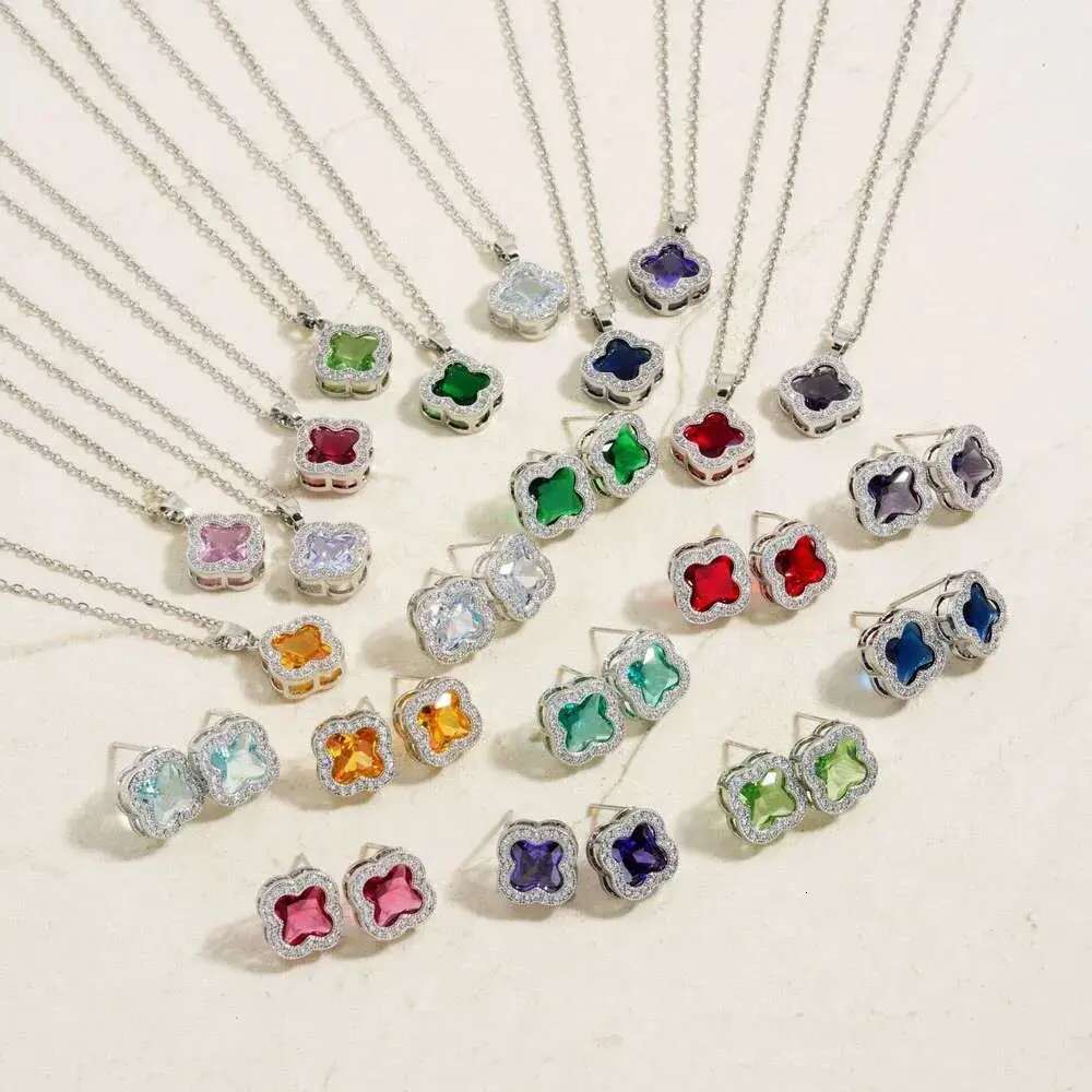 Micro inlaid clover necklace earrings two-piece set, women's light niche design, high-end feeling, internet celebrity temperament jewelry set