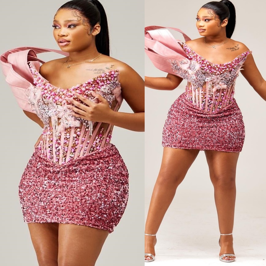 Blush Pink Sheath Cocktail Dress Pearls Crystals Sequined Stylish Short Mini Graduation Homecoming Dresses For Special Occasions Sweetheart Gowns
