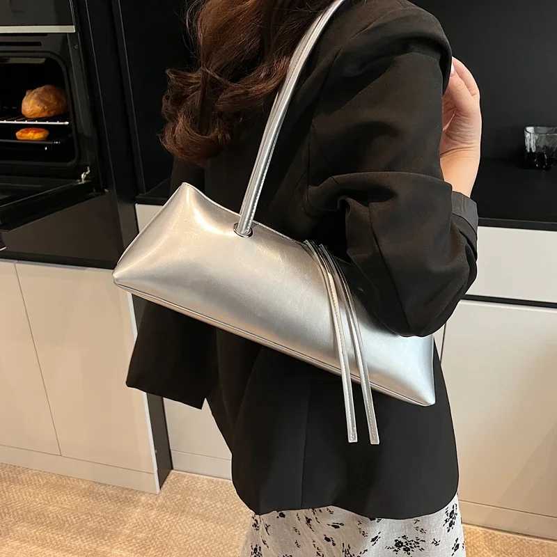 Fashion Womens Commuter Bag Quality PU Leather Underarm Bag Ladies Large Capacity Shoulder Handbag Pillow Travel Bag Female Y250528