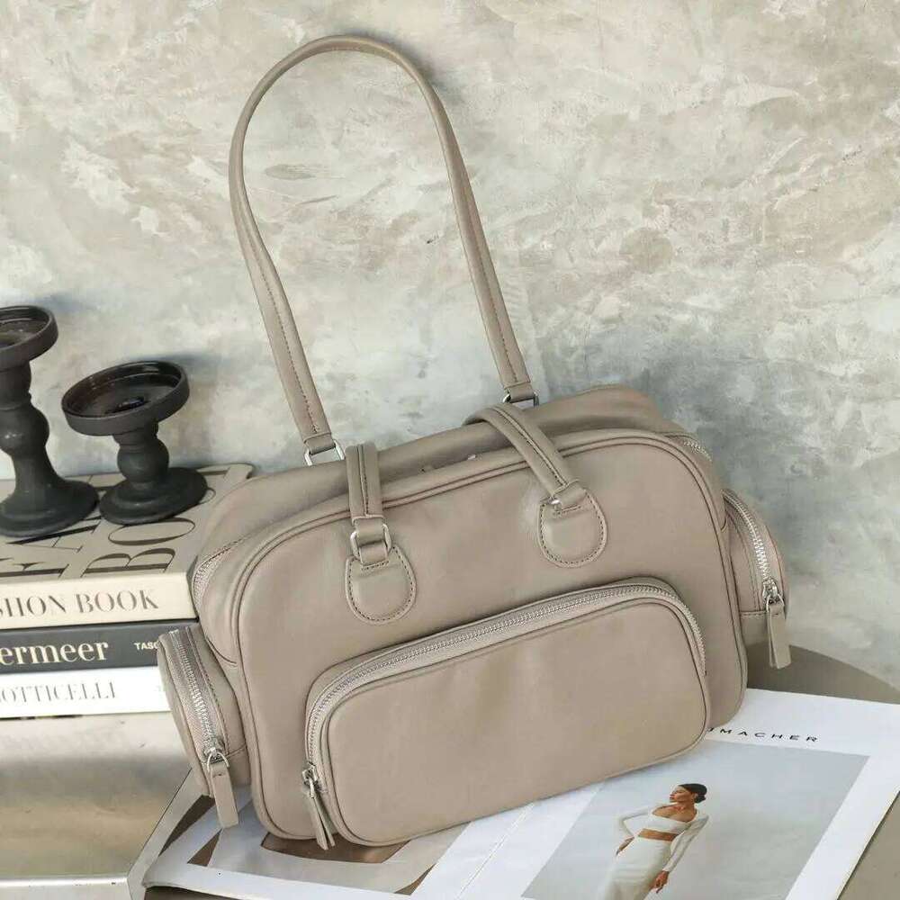 Genuine leather fashion Women's shoulder Designer high quality leisure large capacity ladies bag