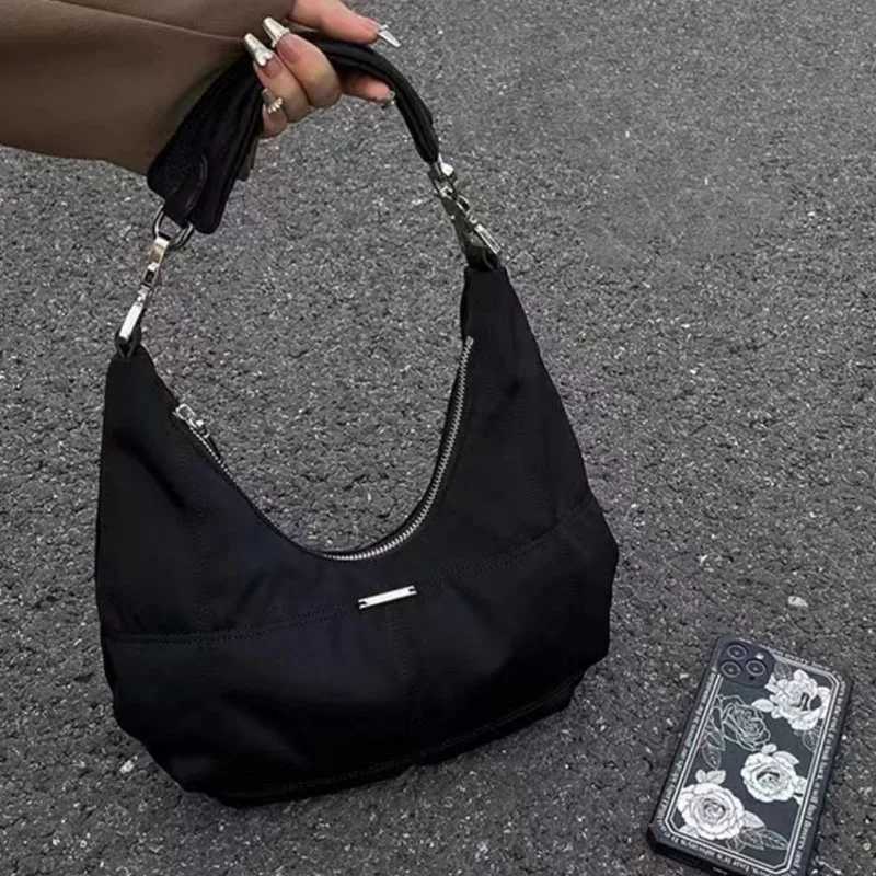 Women Retro Underarm Bag Armpit Small Shoulder Bag Soft Hobos Y2k Female Black Purse Fashion Girls Crescent Handbag 2025 New Y250528