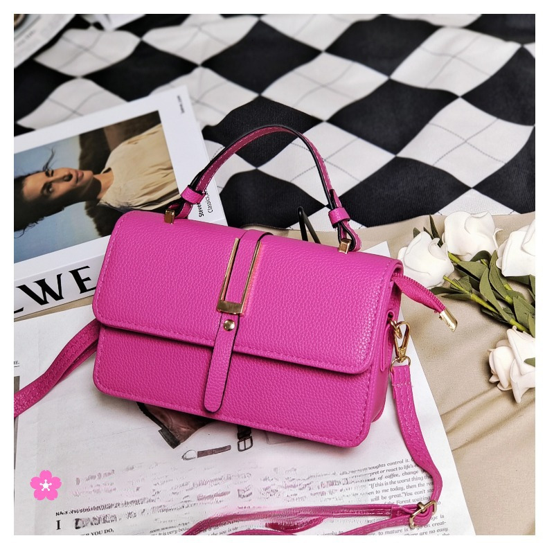 Top quality brand high-quality new style free designer bag new fashion bag lychee texture crossbody bag fashionable texture armpit bag new free design