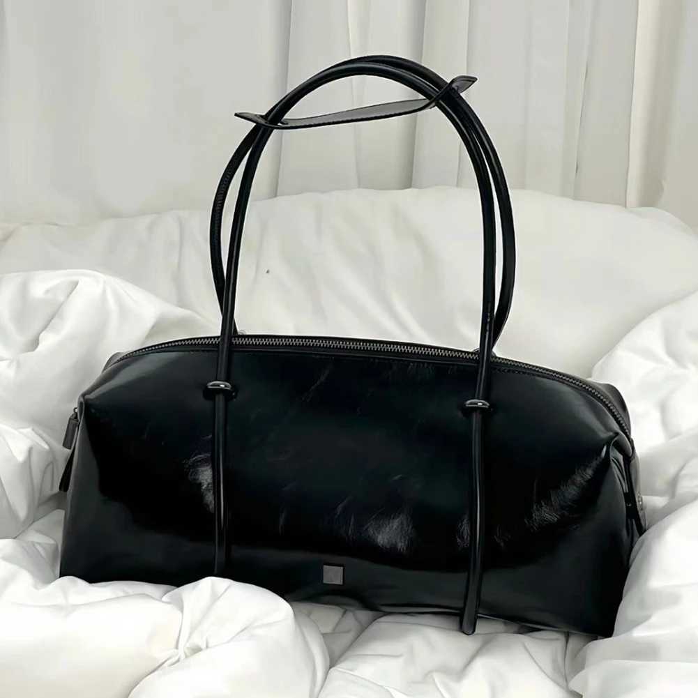 Boston Pillow Bag 2024 Travel Handbag Stylish Armpit Bag High Quality Single Shoulder Women Girl Bag Black Large Capacity Totes Y250528