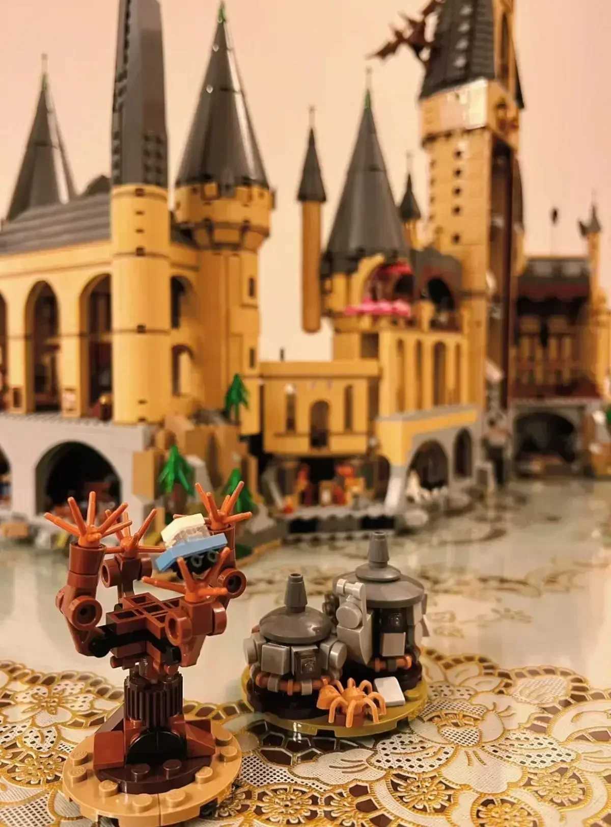 Stock 6000+pcs Movie Series Magic School Castle Model Compatible Building Blocks Bricks Toys Kids Birthday Christmas Gifts Z250528