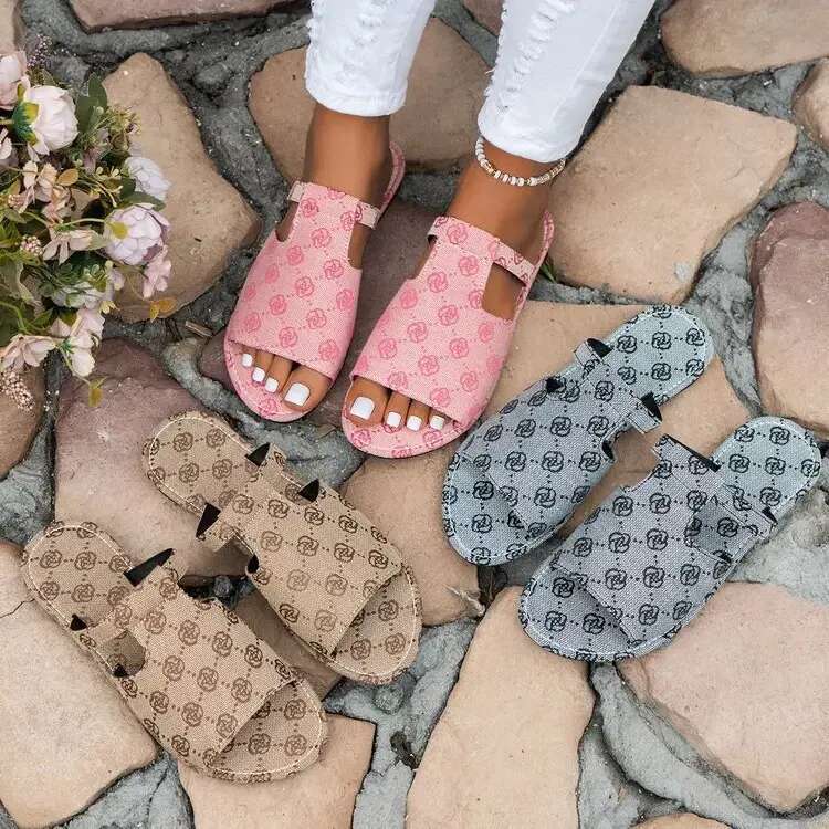 Free Shipping new slides designer Slippers for womans sandals flat fashion summer wer embroidery slipper outdoor Indoor shoes women