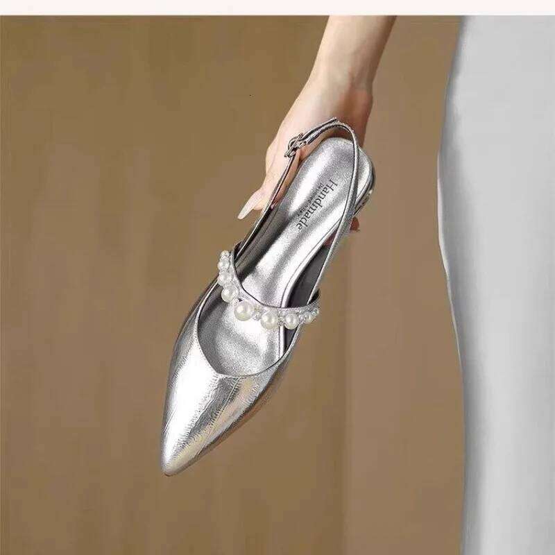 The New Foreign Style Slotted Buckle Strap Sandals Women's Pointed Toe Braided Cut-out Low Heel Hollow Back Single Shoes