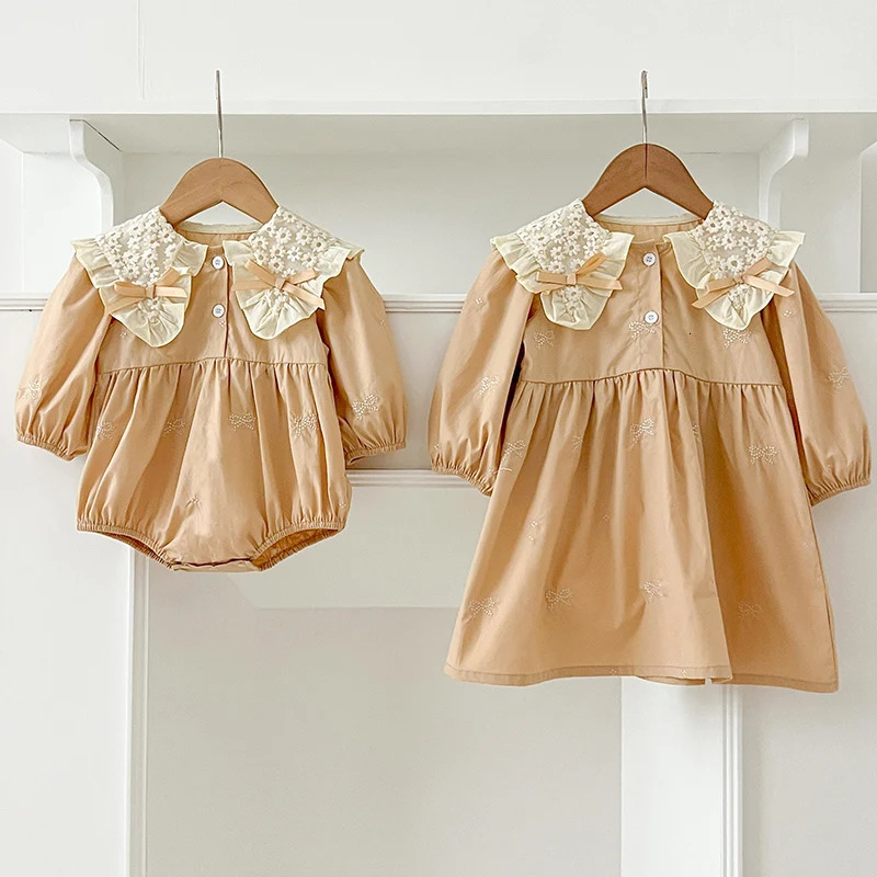 Family Sister Dress Embroidered Bow Outfits born Girls Bodysuits Cotton Lace Collar Infant Baby Jumpsuit Outfits 250528