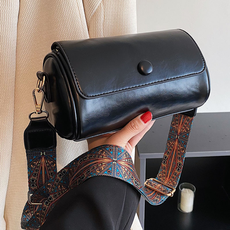 2025 new small women's niche trendy spring designer multifunctional broadband shoulder crossbody bag cylindrical bag