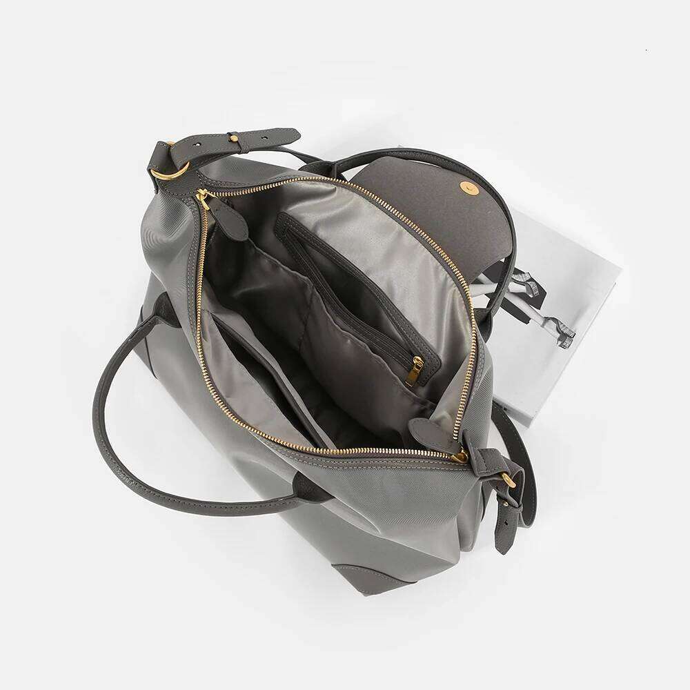 Women's Nylon Foldable Dumpling Classic Tote Design Large Capacity Waterproof Storage Fashion Commuter Bag