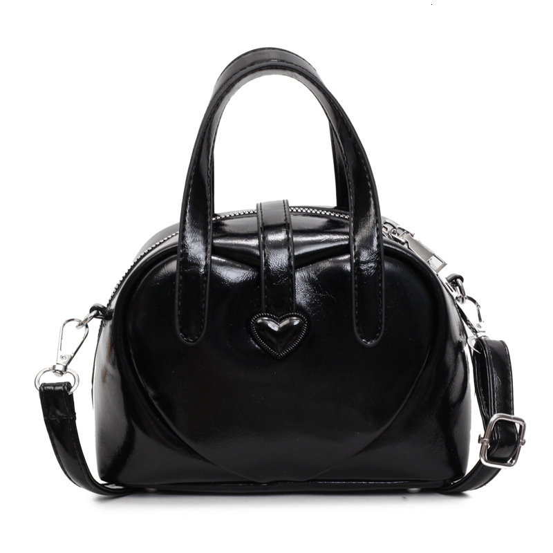 2025 New Summer Fashion Women's Bag Premium Texture Handbag Crossbody Bag Casual Single Shoulder Bowling Bag Designer Love Pattern Solid Color Si