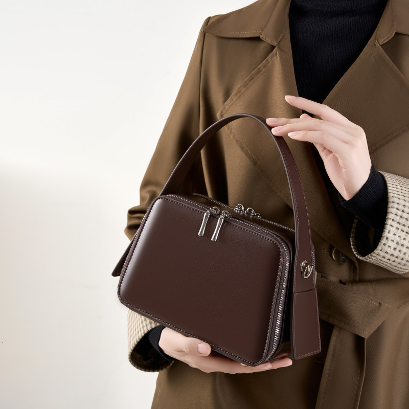 High Quality And Fashionable Shoulder Bag For Spring And Summer 2025 Niche Genuine Leather Women's Handbag Commuting Diagonal Bag