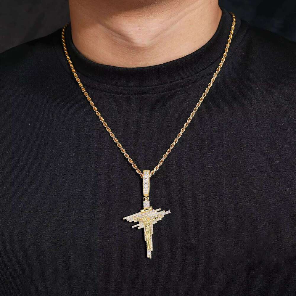European American Hip-Hop S Sier Moissanite Cross Pendant Mixed Square Dia Trendy Accessory Necklace in Stock