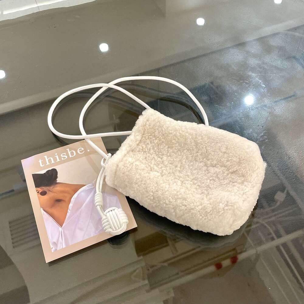 Phone for Women 2023 New Crossbody High-end Niche Christmas Plush Fashion Genuine Leather Shoulder Bag