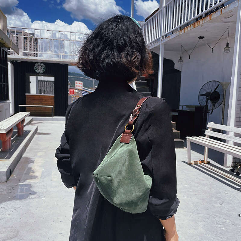New Women's Niche Design Top Layer Matte Cowhide Baguette High-end Handbag Shoulder Underarm Bag