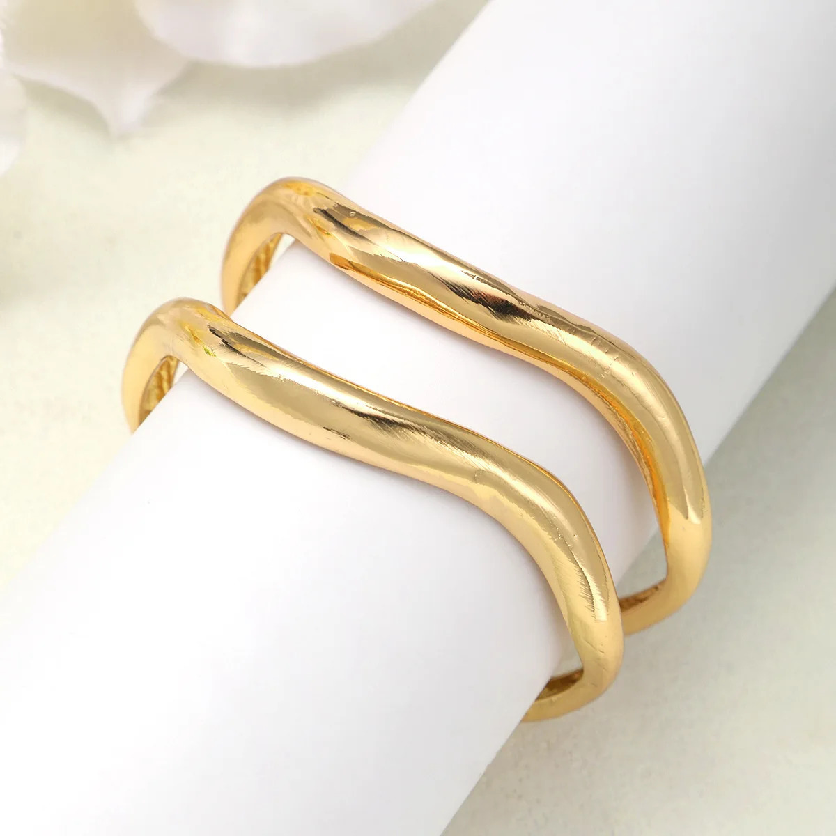 DIEZI 2pcs/set Exaggerated Hip Hop Irregular Bangles Bracelets Punk Gold Silver Color Geometric Bangles For Women Men Jewelry 250522