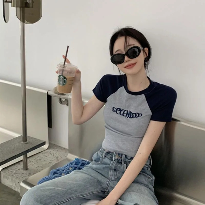 Y2K Women T Shirt Patchwork Letter Slim Fit Crop Tops Streetwear Casual Korean Fashion Short Sleeve Tshirts Bae Female Tees 250517